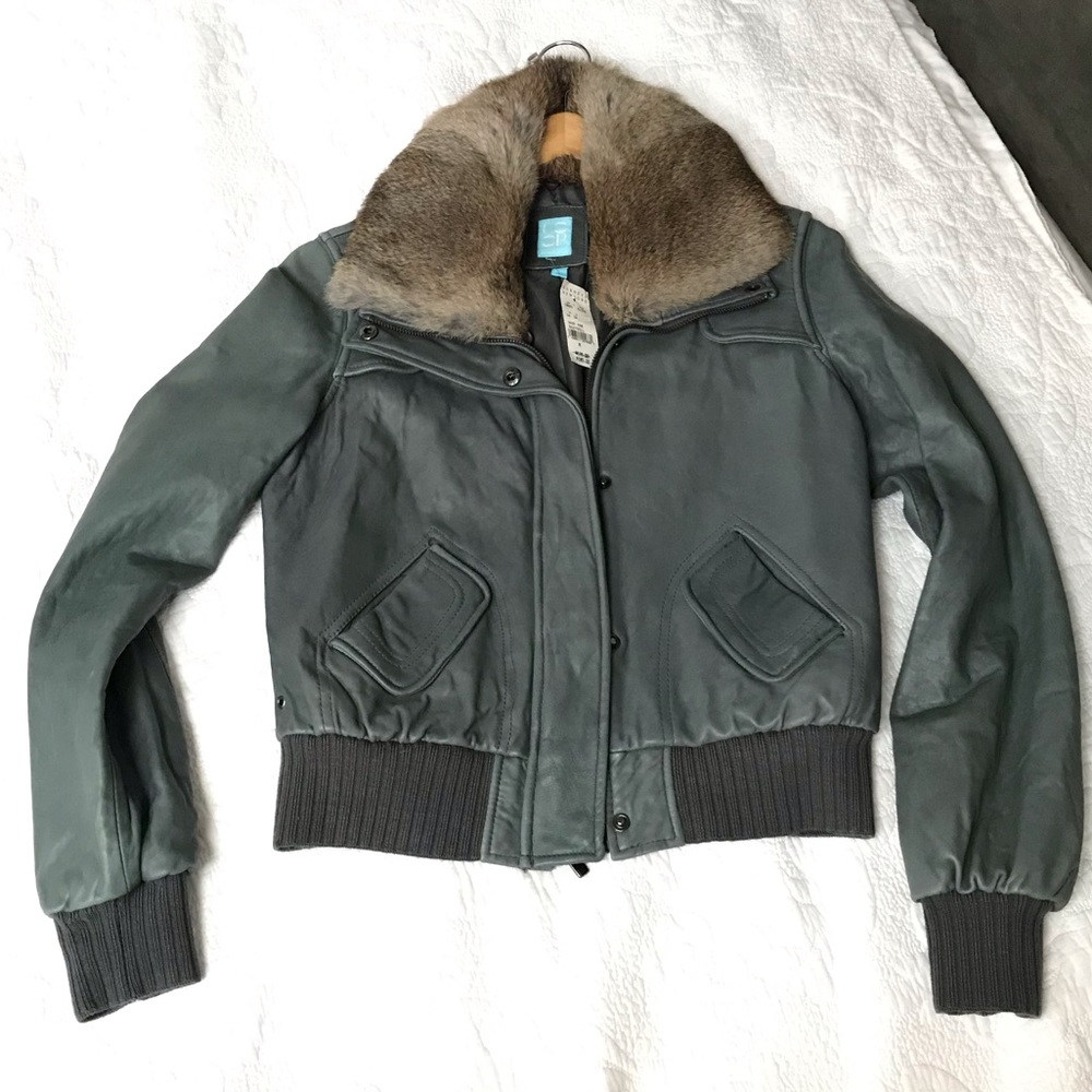 Barney’s Coop New w Tags leather jkt w fur collar